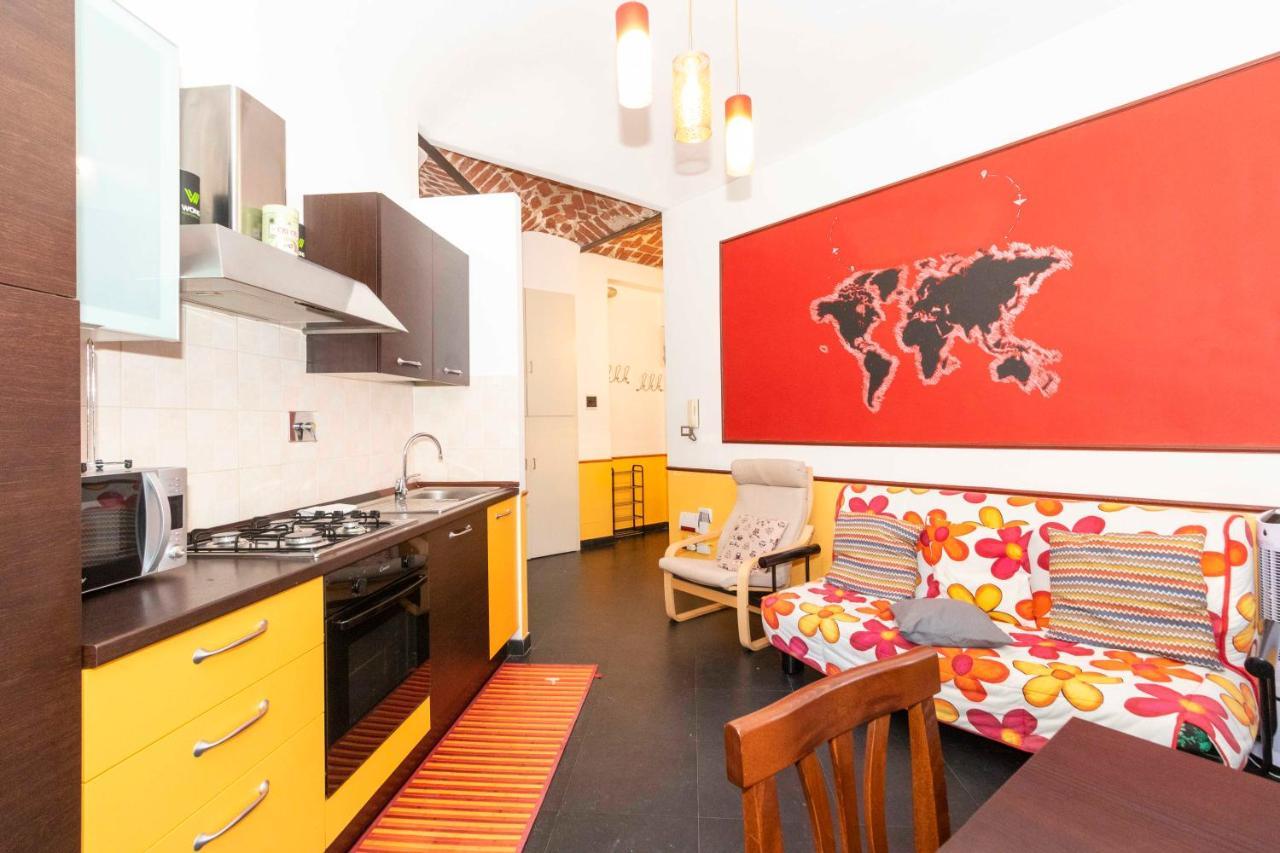 Colourful & Cozy Apartment Cenisia トリノ エクステリア 写真