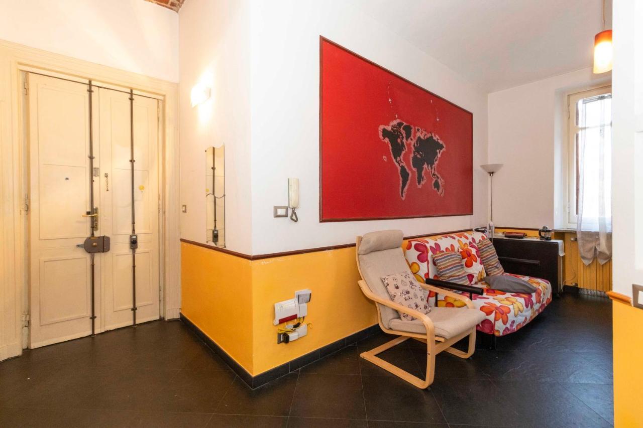 Colourful & Cozy Apartment Cenisia トリノ エクステリア 写真
