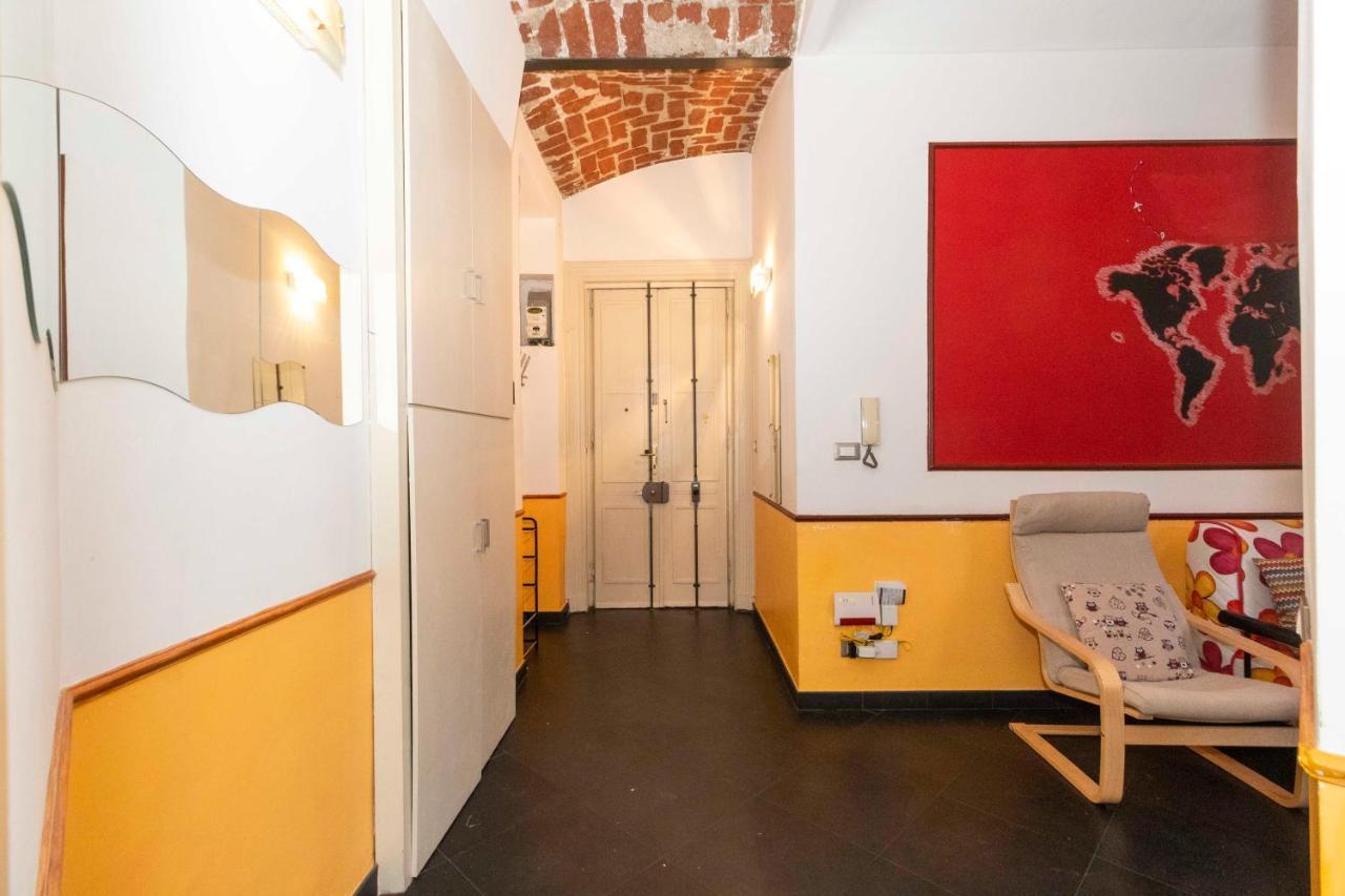Colourful & Cozy Apartment Cenisia トリノ エクステリア 写真