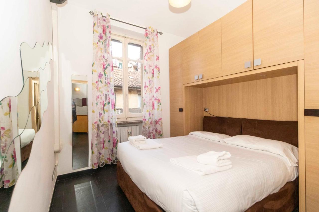 Colourful & Cozy Apartment Cenisia トリノ エクステリア 写真